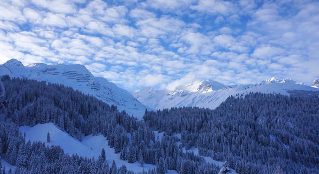 Ritzenspitze Appartementhaus Ausicht Auf Die Berge In Gargellen